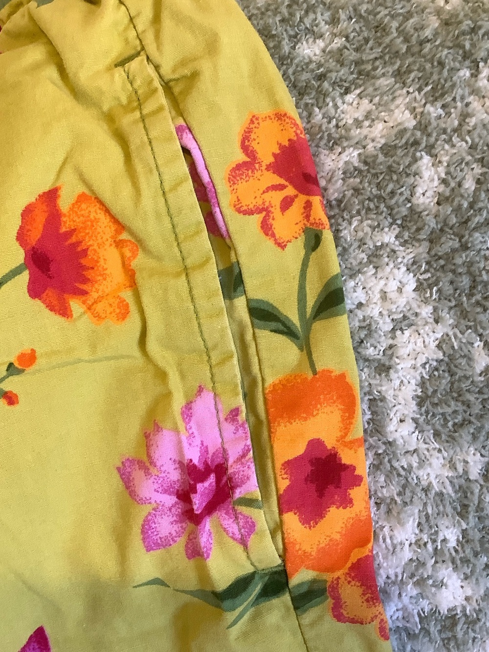 Bright Citrine with Pink & Yellow Floral Drawstring Capri Pants RS Plus Size 1X - Picture 4 of 16